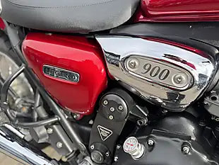 Used 2000 Triumph Legend Tt Dl V-ST Red/Silver - Interior and Exterior details 15