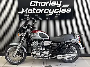 Used 2000 Triumph Thunderbird Silver and Red - Interior and Exterior details 2