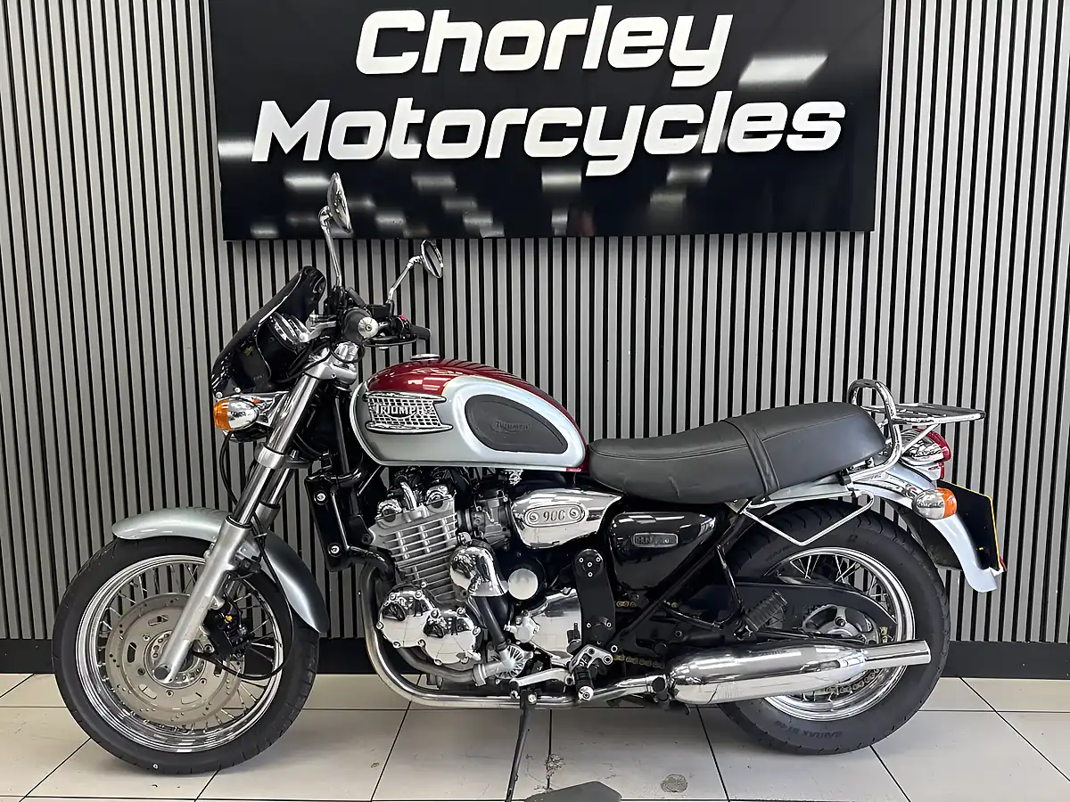 Used 2000 Triumph Thunderbird Silver and Red - Interior and Exterior details 2