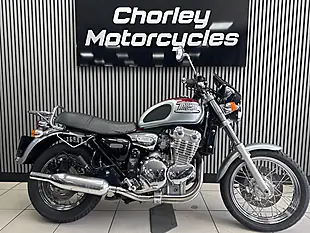 Used 2000 Triumph Thunderbird Silver and Red - Interior and Exterior details 8