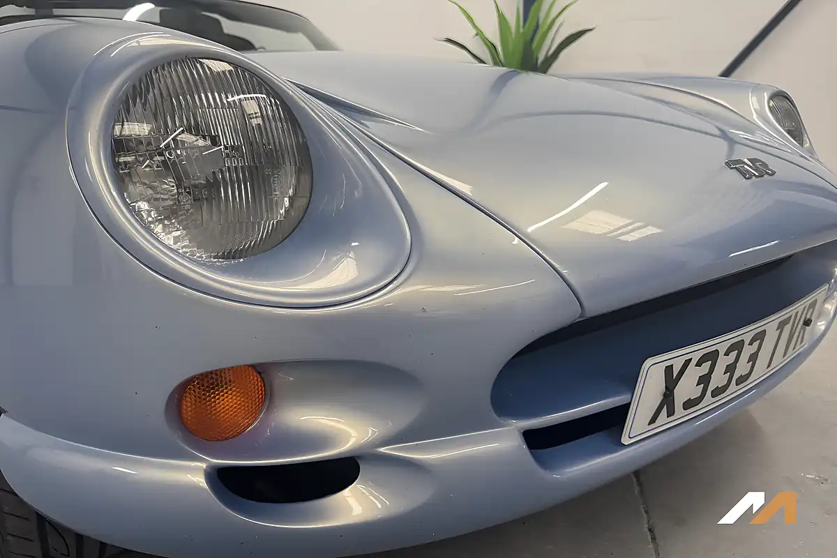 Used 2000 Tvr Chimaera Convertible Crystal Topaz - Interior and Exterior details 12