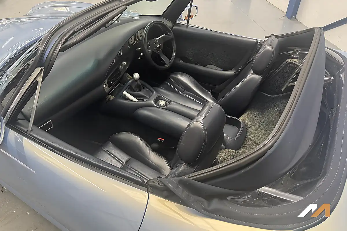 Used 2000 Tvr Chimaera Convertible Crystal Topaz - Interior and Exterior details 17