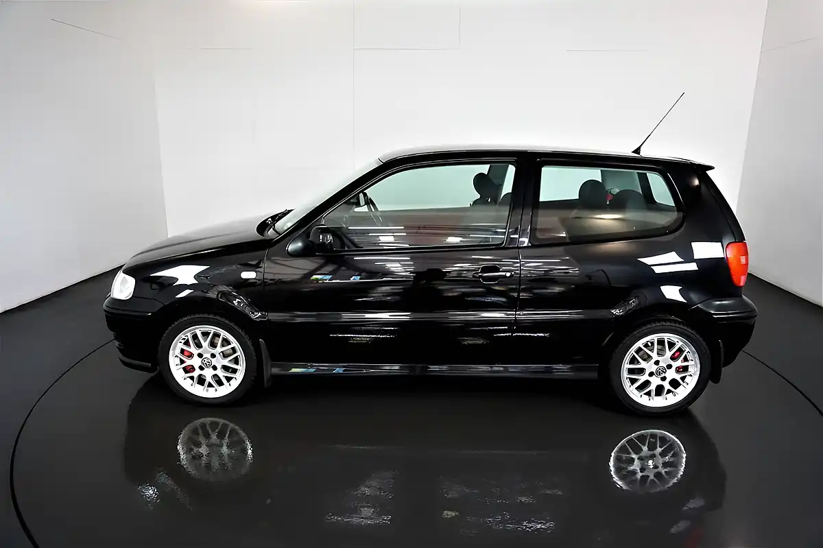 Used 2000 Volkswagen Polo GTI Black - Interior and Exterior details 4