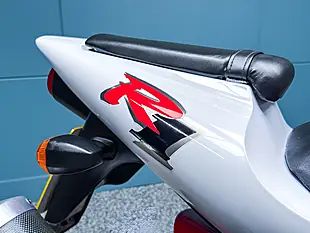 Used 2000 Yamaha R1 Super Sports White - Interior and Exterior details 13