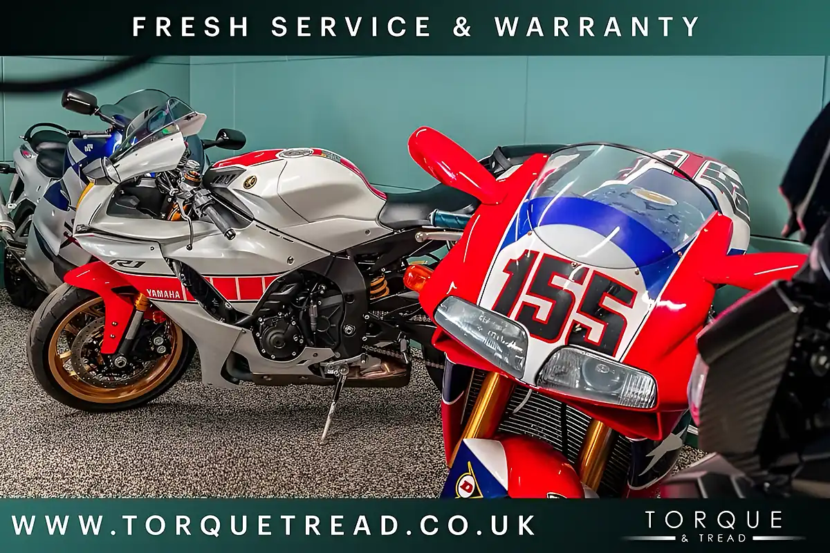 Used 2000 Yamaha R1 Super Sports White - Interior and Exterior details 20