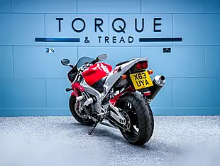 Used 2000 Yamaha R1 Super Sports White - Interior and Exterior details 6