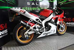 Used 2000 Yamaha YZF-R1 4XV Red/White - Interior and Exterior details 15