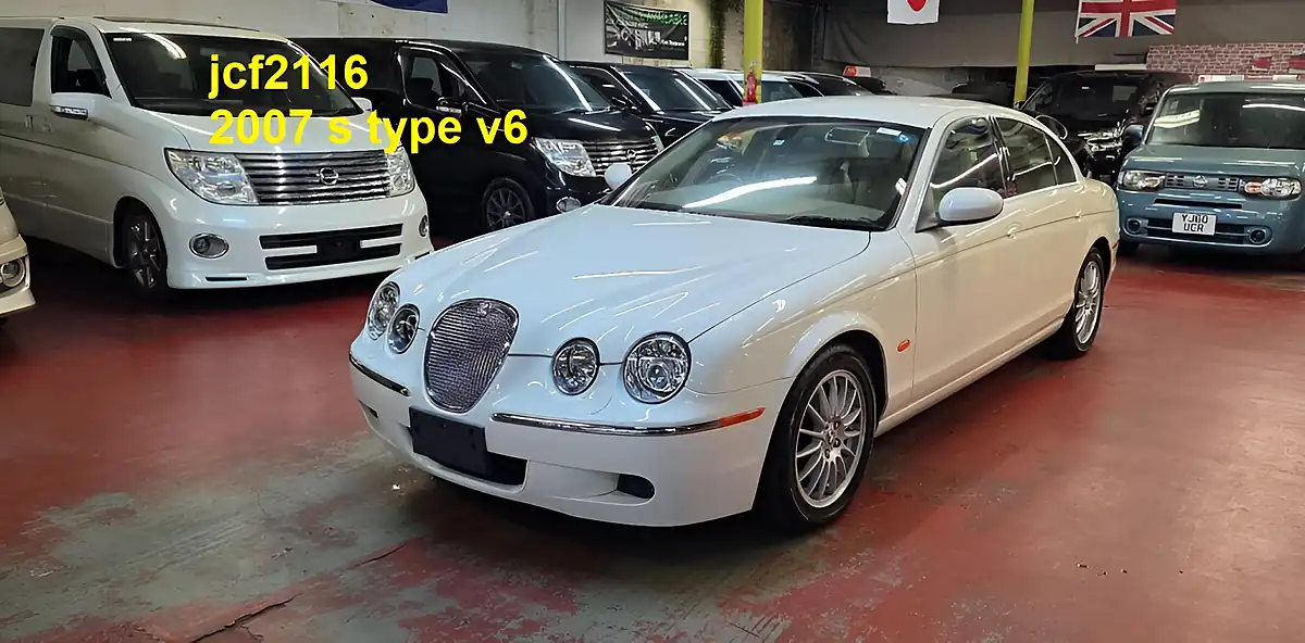 Used 20007 Jaguar S-Type Se White - Front View