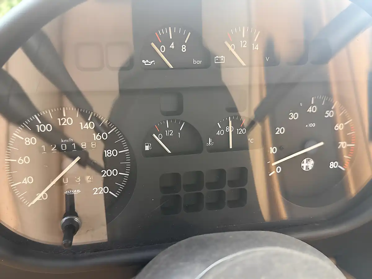 Used 2001 Alfa Romeo Spider S4 Red - Interior and Exterior details 19