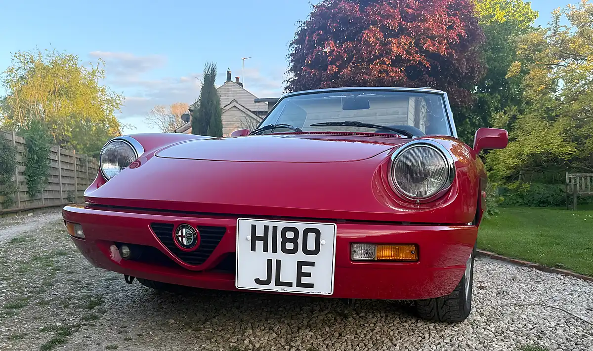 Used 2001 Alfa Romeo Spider S4 Red - Interior and Exterior details 2