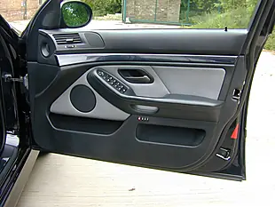 Used 2001 BMW M5 E39 Black - Interior and Exterior details 15