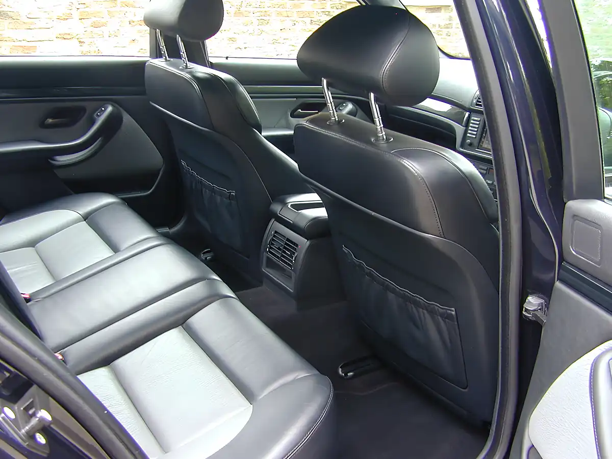 Used 2001 BMW M5 E39 Black - Interior and Exterior details 16