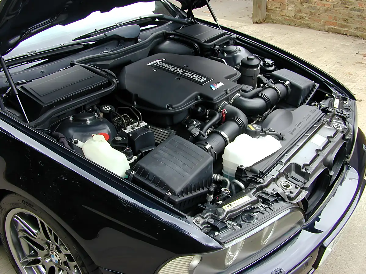 Used 2001 BMW M5 E39 Black - Interior and Exterior details 19