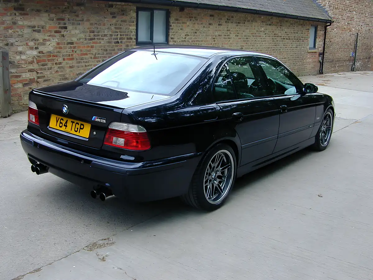 Used 2001 BMW M5 E39 Black - Interior and Exterior details 3
