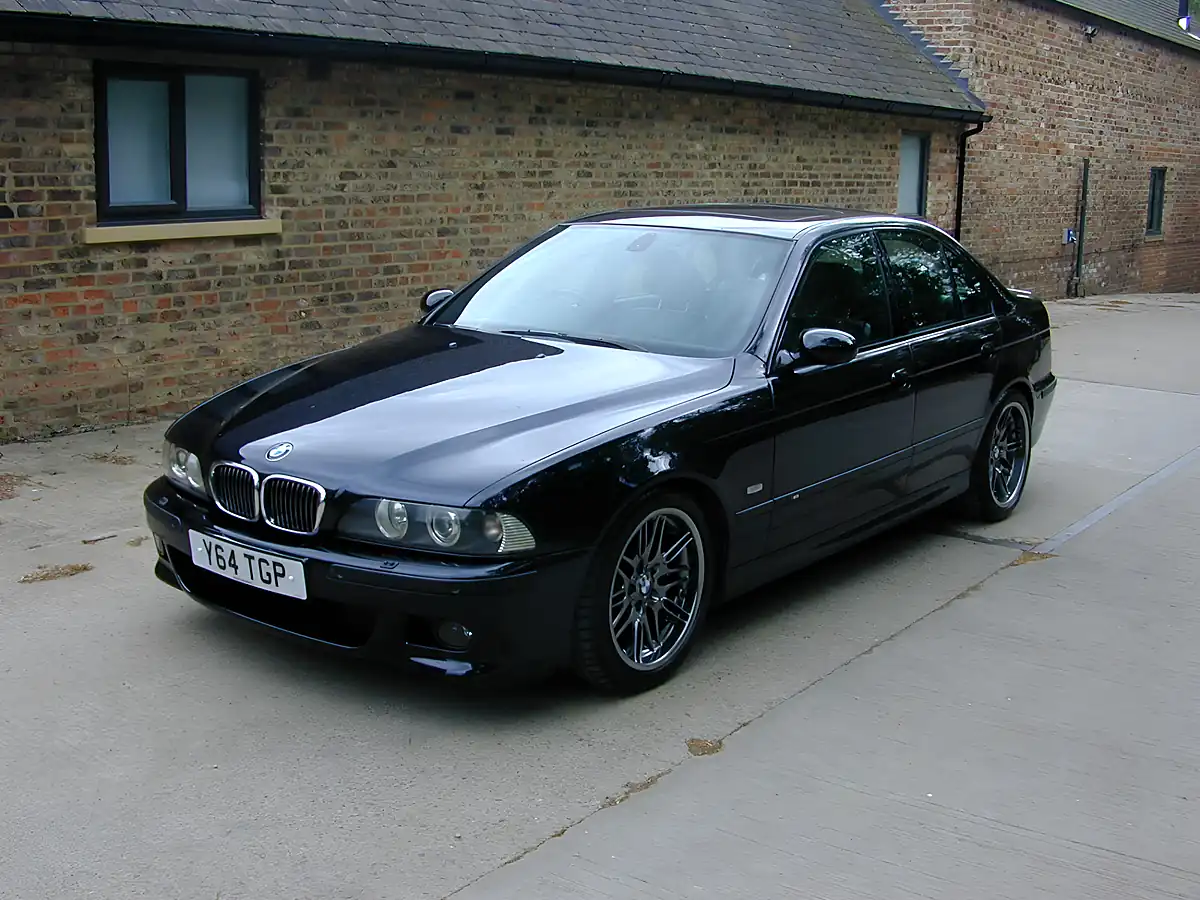 Used 2001 BMW M5 E39 Black - Interior and Exterior details 7