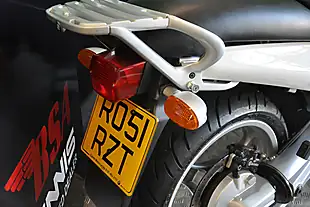 Used 2001 BMW R850R White - Interior and Exterior details 11