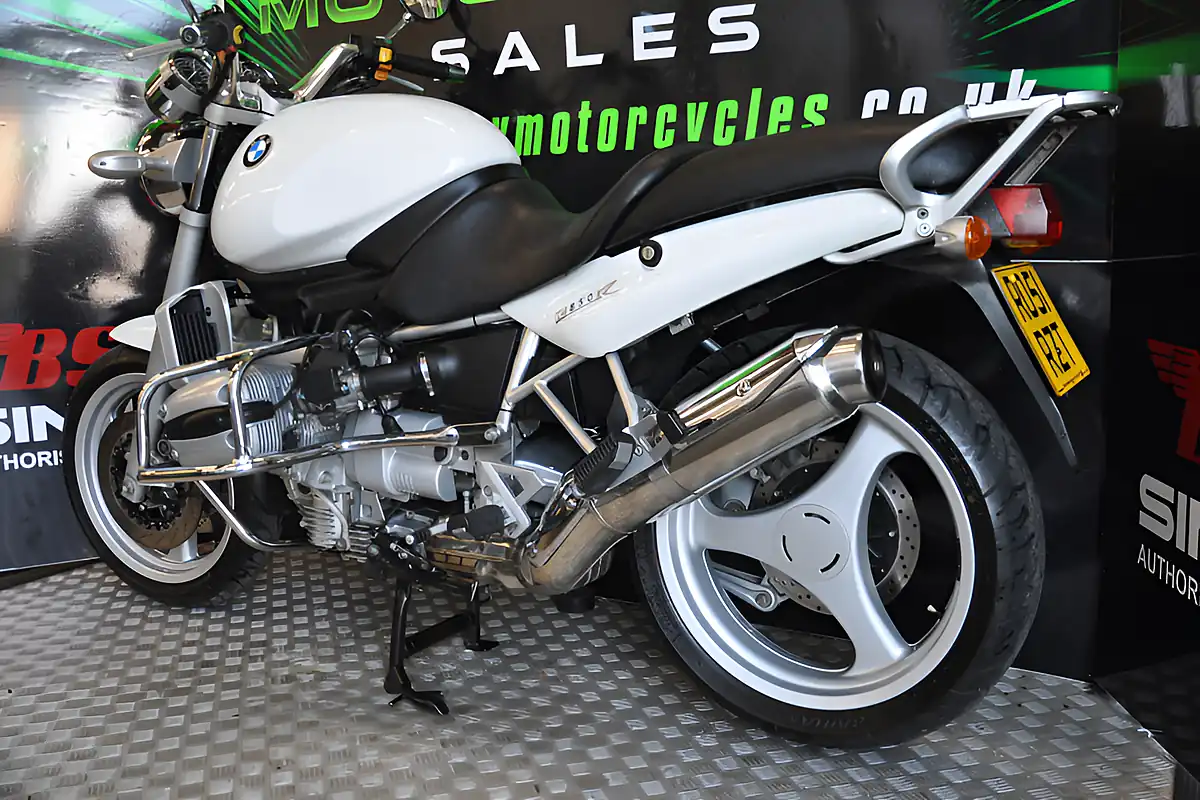 Used 2001 BMW R850R White - Interior and Exterior details 15