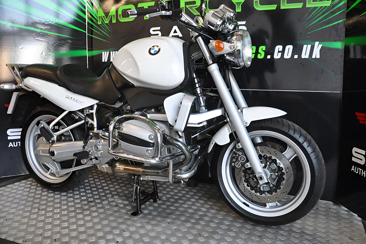 Used 2001 BMW R850R White - Interior and Exterior details 6