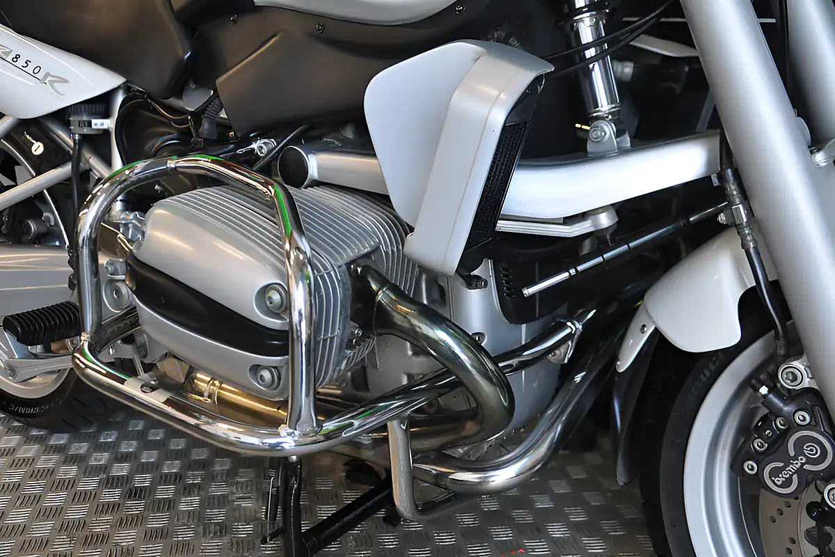 Used 2001 BMW R850R White - Interior and Exterior details 8