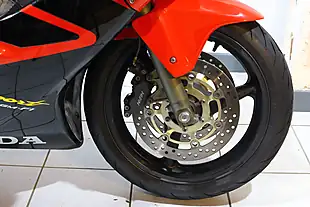 Used 2001 Honda CBR600 F Sport Red - Interior and Exterior details 6
