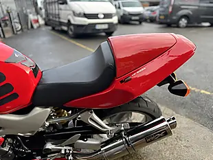 Used 2001 Honda Vtr 1000 Firestorm Red - Interior and Exterior details 18