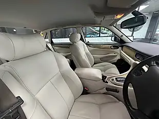 Used 2001 Jaguar Xj XJ8 Red - Interior and Exterior details 7