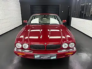 Used 2001 Jaguar Xj XJ8 Red - Interior and Exterior details 8