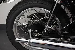 Used 2001 Kawasaki W650 Maroon and Cream - Interior and Exterior details 8