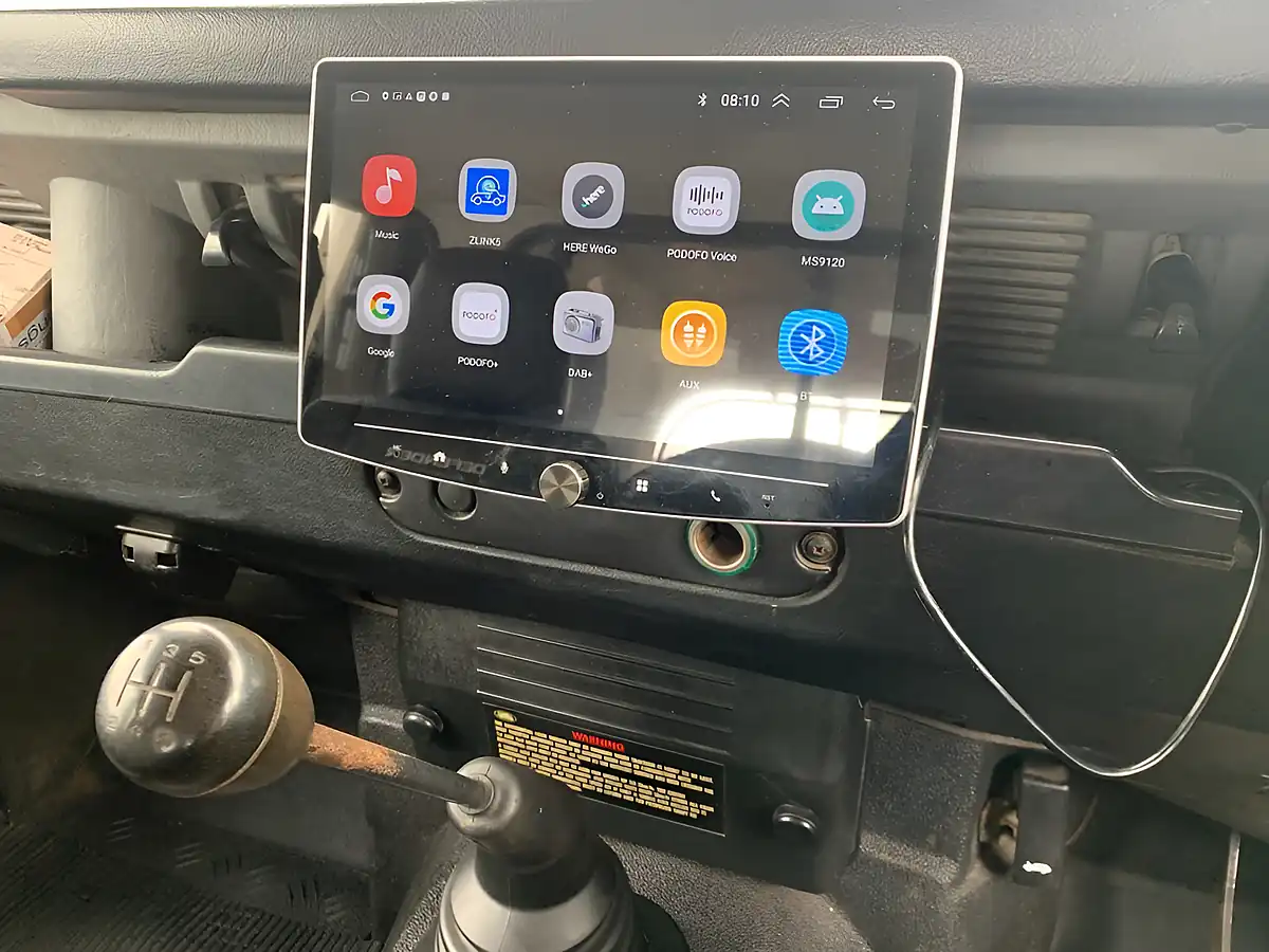 Used 2001 Land Rover Defender 110 Black - Interior and Exterior details 15