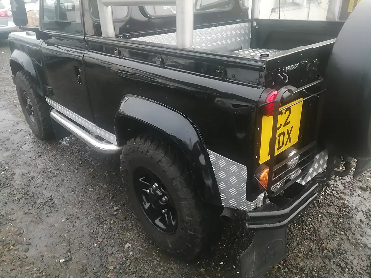 Used 2001 Land Rover Defender 90 Pick Up Black - Interior and Exterior details 12
