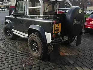 Used 2001 Land Rover Defender 90 Pick Up Black - Interior and Exterior details 16