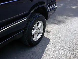 Used 2001 Land Rover Range Rover Se Oxford Blue Metallic - Interior and Exterior details 12