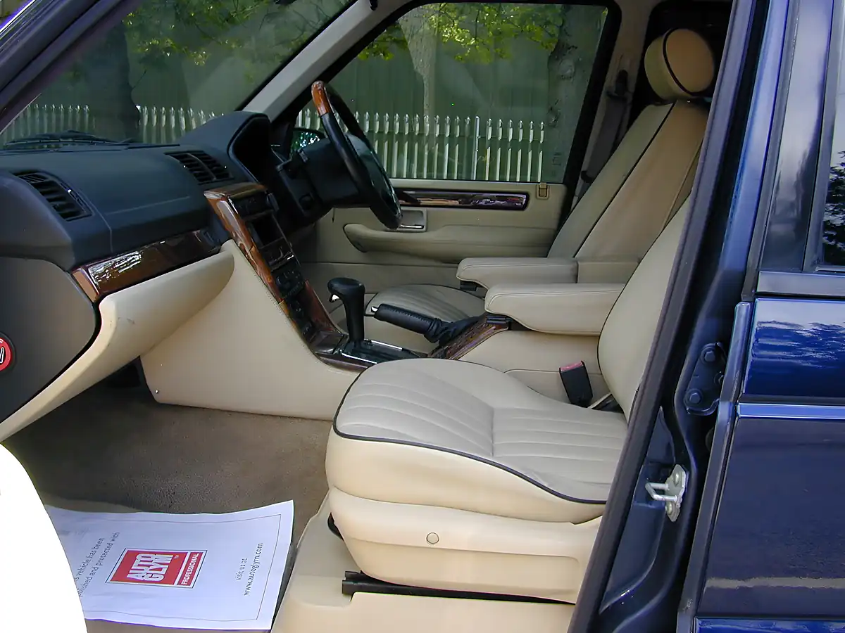 Used 2001 Land Rover Range Rover Se Oxford Blue Metallic - Interior and Exterior details 14
