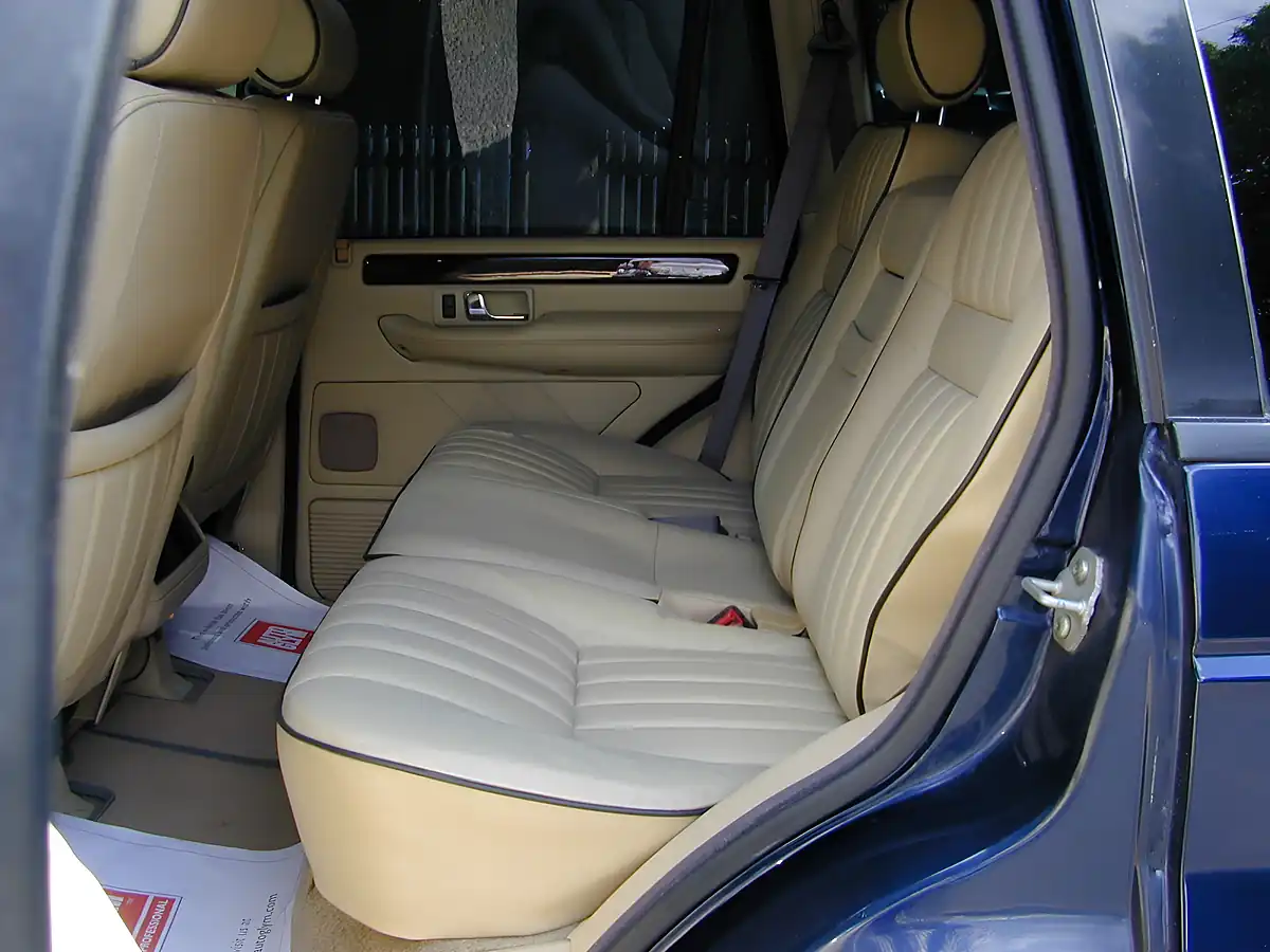 Used 2001 Land Rover Range Rover Se Oxford Blue Metallic - Interior and Exterior details 15