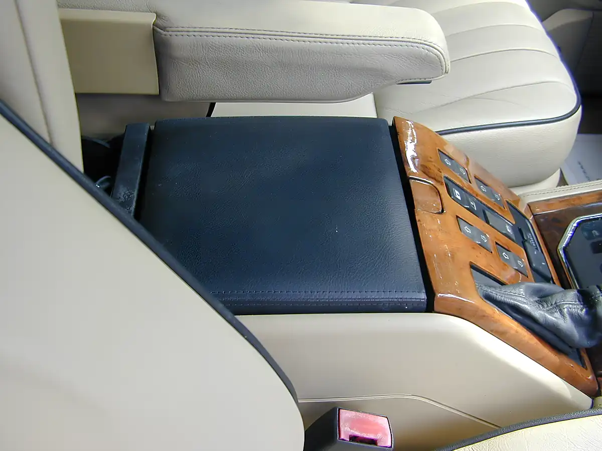 Used 2001 Land Rover Range Rover Se Oxford Blue Metallic - Interior and Exterior details 19