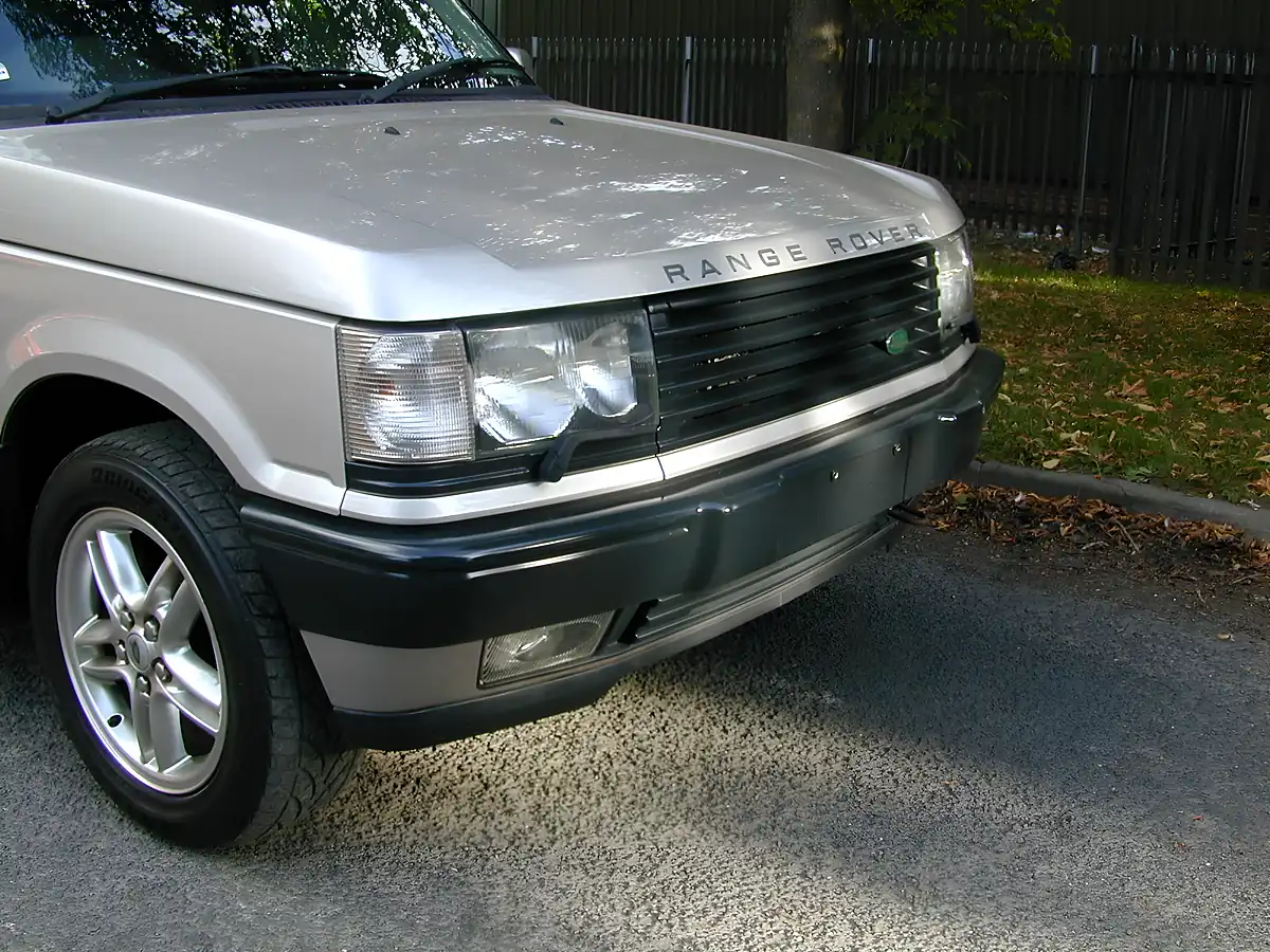 Used 2001 Land Rover Range Rover Vogue Silver - Interior and Exterior details 10