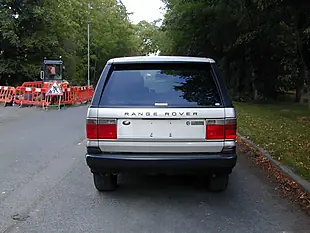 Used 2001 Land Rover Range Rover Vogue Silver - Interior and Exterior details 5