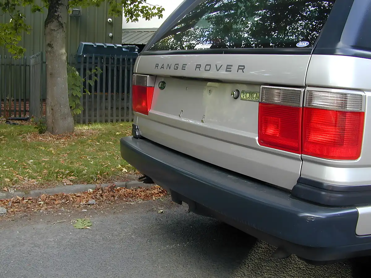 Used 2001 Land Rover Range Rover Vogue Silver - Interior and Exterior details 9