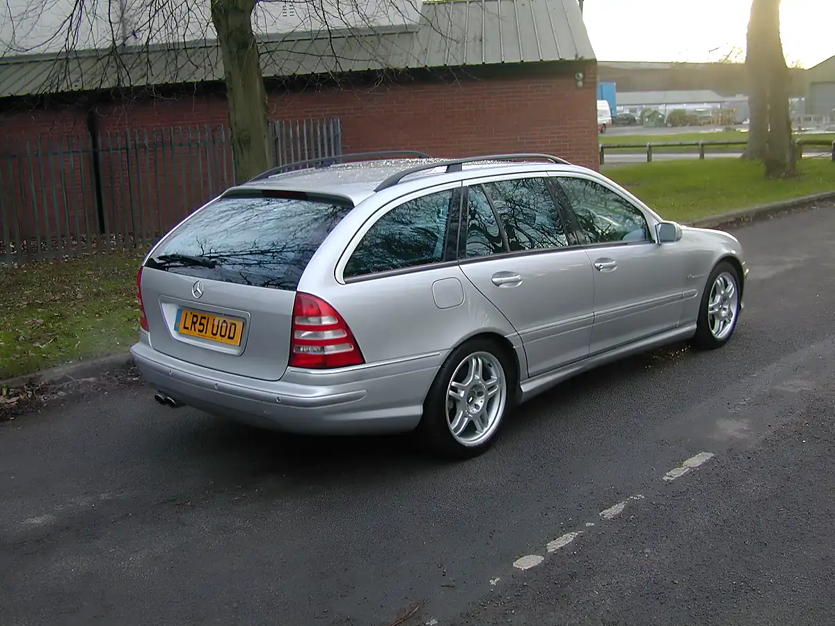 Used 2001 Mercedes-Benz C Class C32 AMG Estate Silver - Interior and Exterior details 2