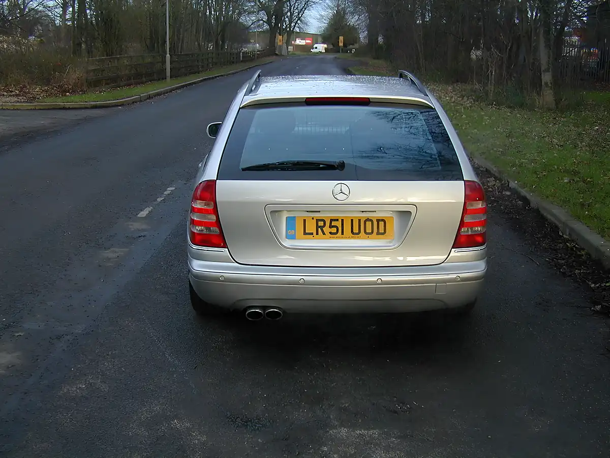 Used 2001 Mercedes-Benz C Class C32 AMG Estate Silver - Interior and Exterior details 5