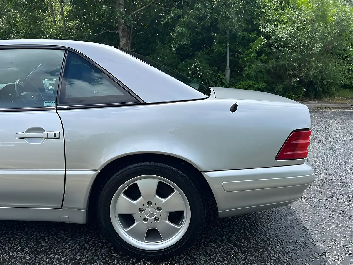 Used 2001 Mercedes-Benz Sl Class Convertible Brilliant Silver Metallic - Interior and Exterior details 10