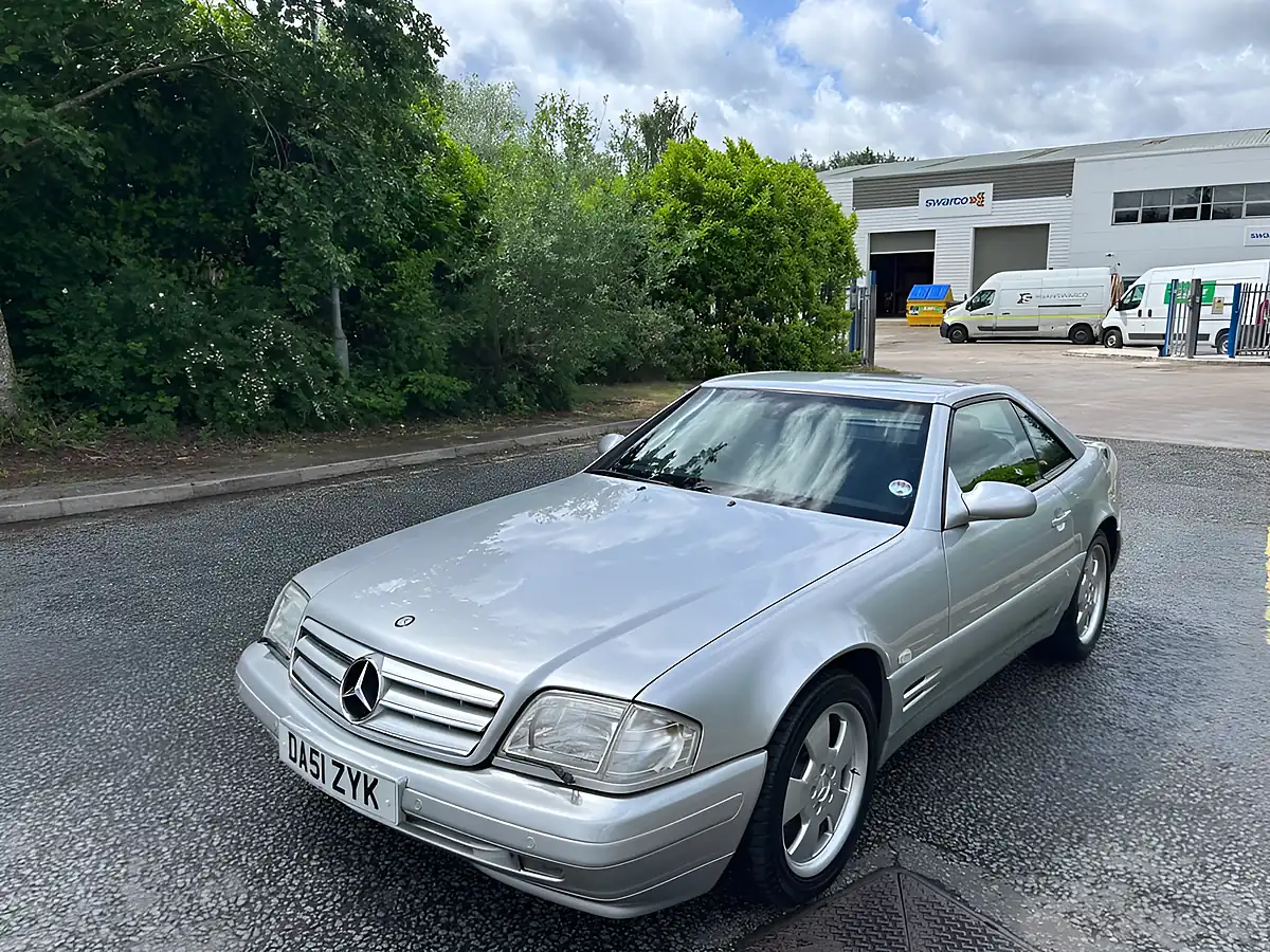 Used 2001 Mercedes-Benz Sl Class Convertible Brilliant Silver Metallic - Interior and Exterior details 8