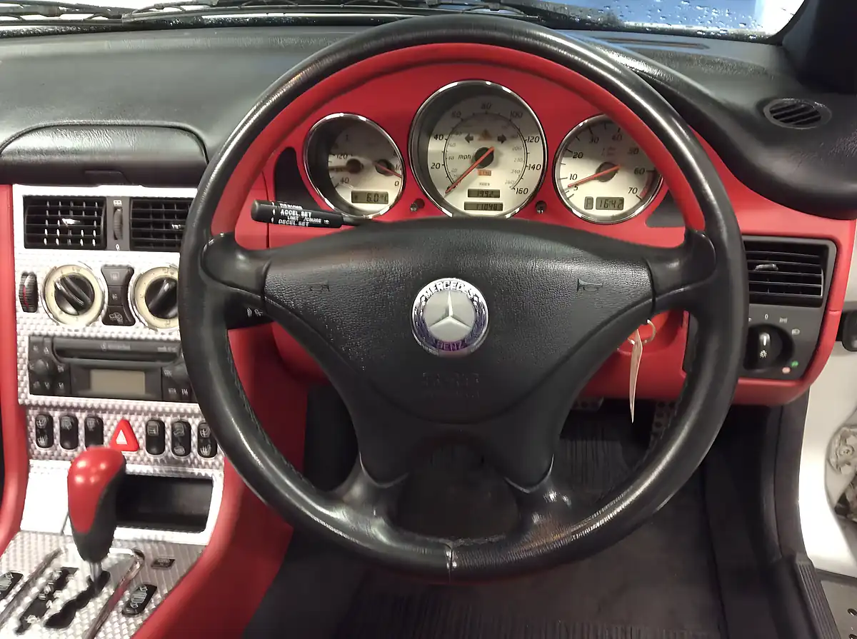 Used 2001 Mercedes-Benz Slk Silver - Interior and Exterior details 15