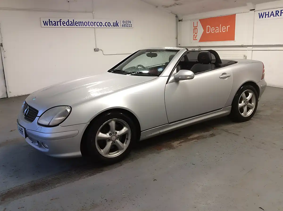 Used 2001 Mercedes-Benz Slk Silver - Interior and Exterior details 2