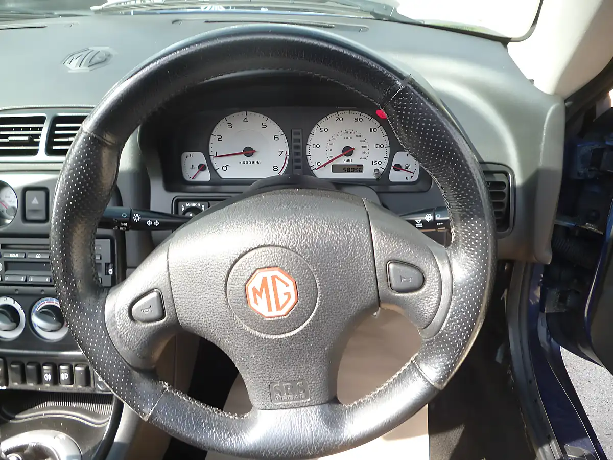 Used 2001 MG Mgf Sports - Interior and Exterior details 19
