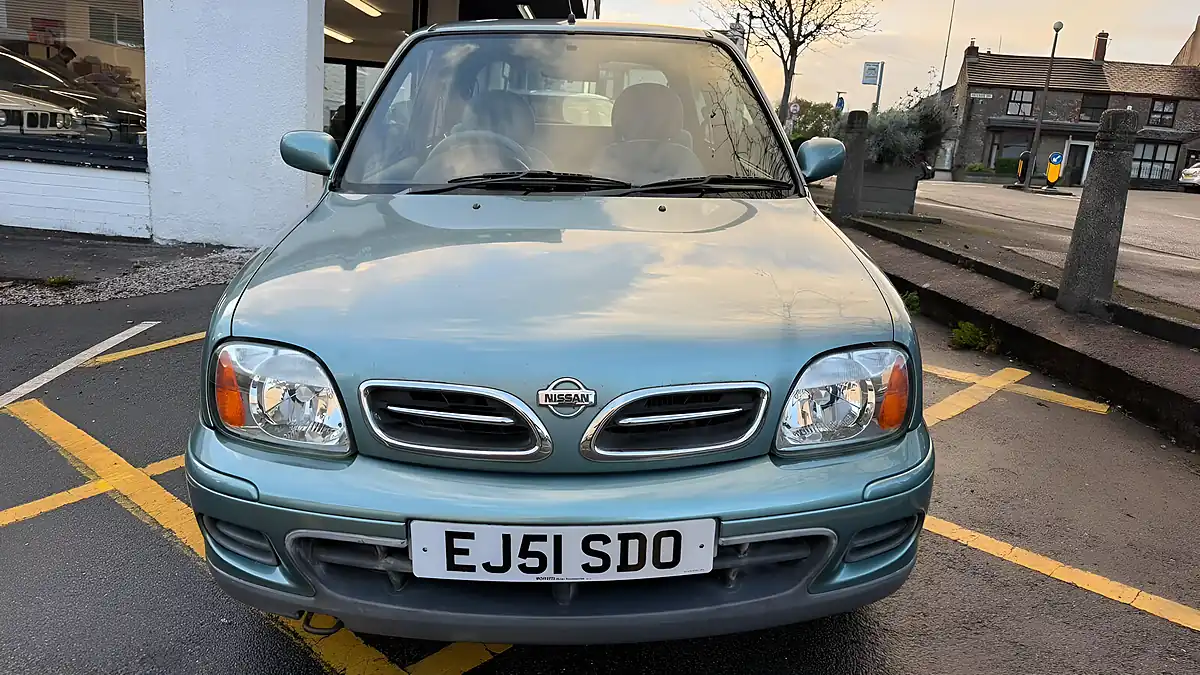 Used 2001 Nissan Micra Activ Grey - Interior and Exterior details 2