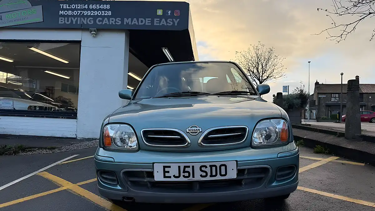 Used 2001 Nissan Micra Activ Grey - Interior and Exterior details 9