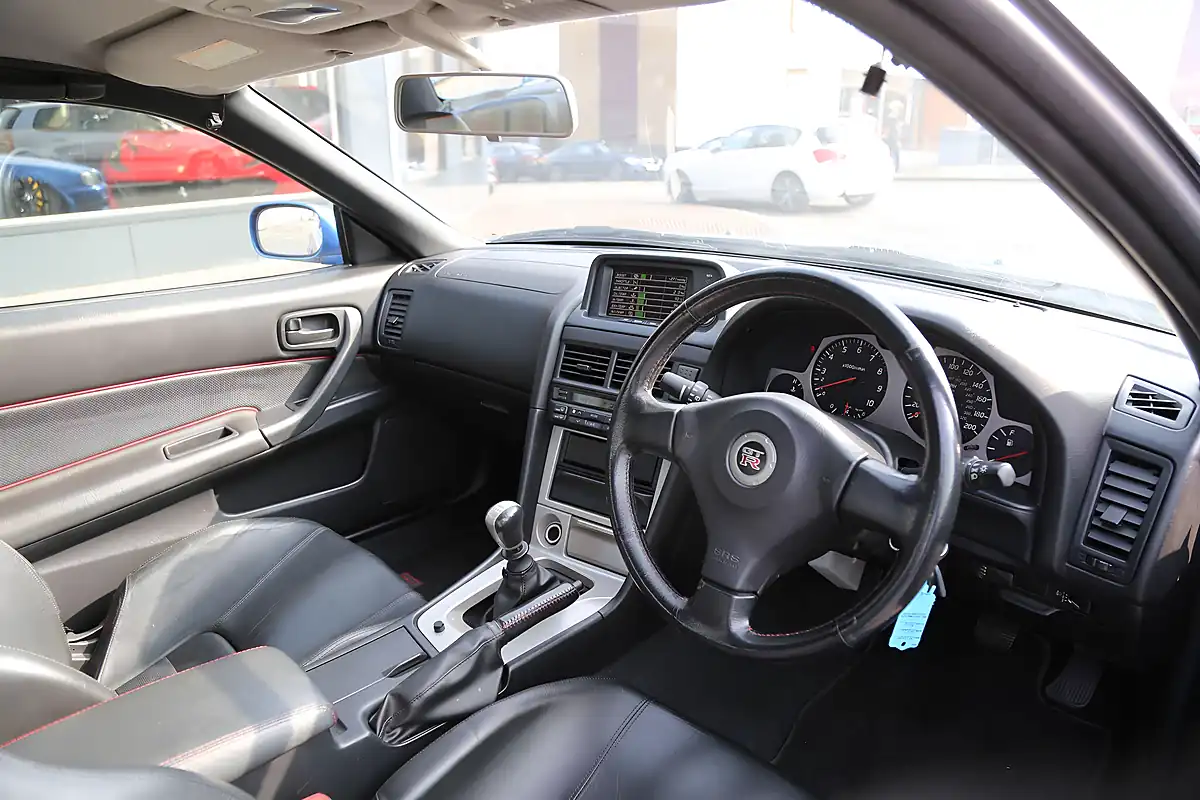 Used 2001 Nissan Skyline GT-R Blue - Interior and Exterior details 13