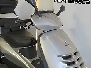 Used 2001 Piaggio Xevo 125 Gtx Silver - Interior and Exterior details 16
