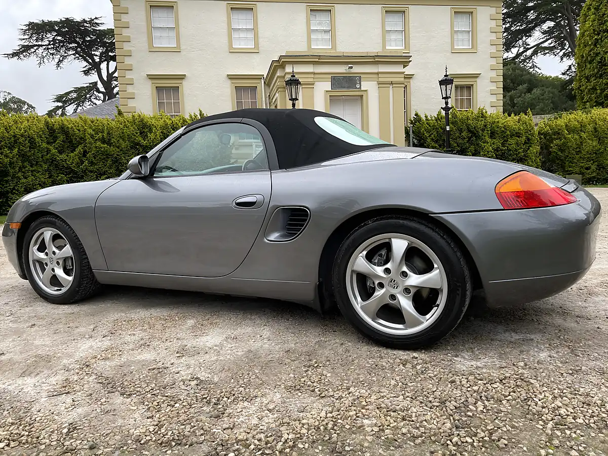 Used 2001 Porsche Boxster 986 Grey - Interior and Exterior details 13